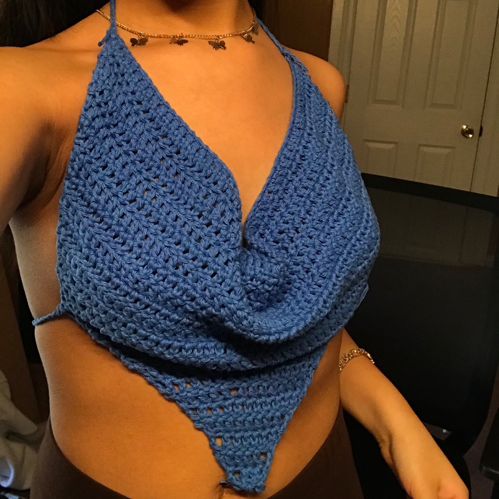 Cowl neck backless crop top